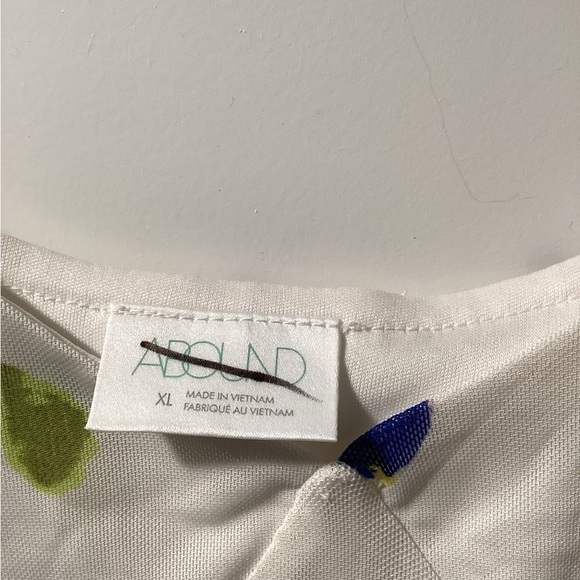 Nwot Abound XL Crop top - Picture 4 of 4